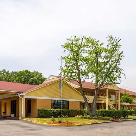 Quality Inn & Suites Corinth West Exterior foto
