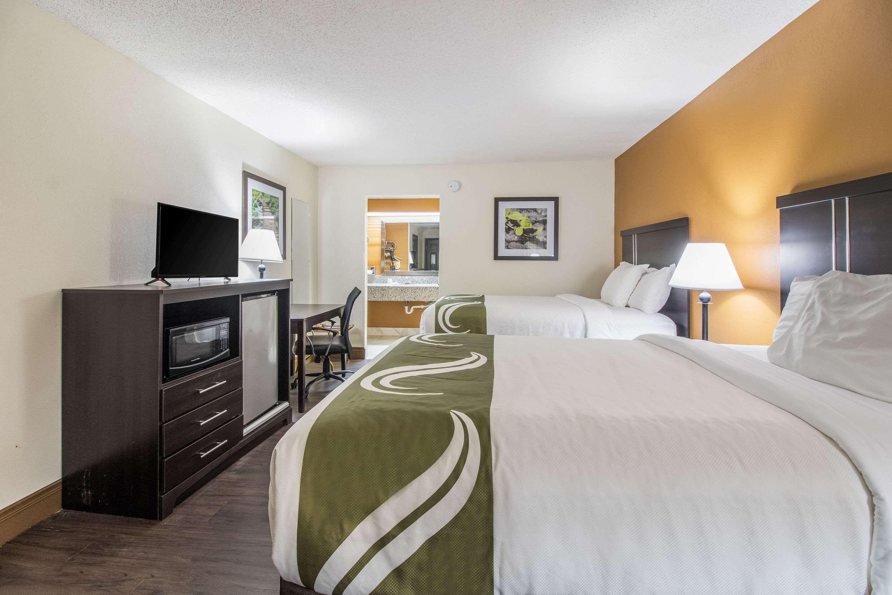 Quality Inn & Suites Corinth West Exterior foto
