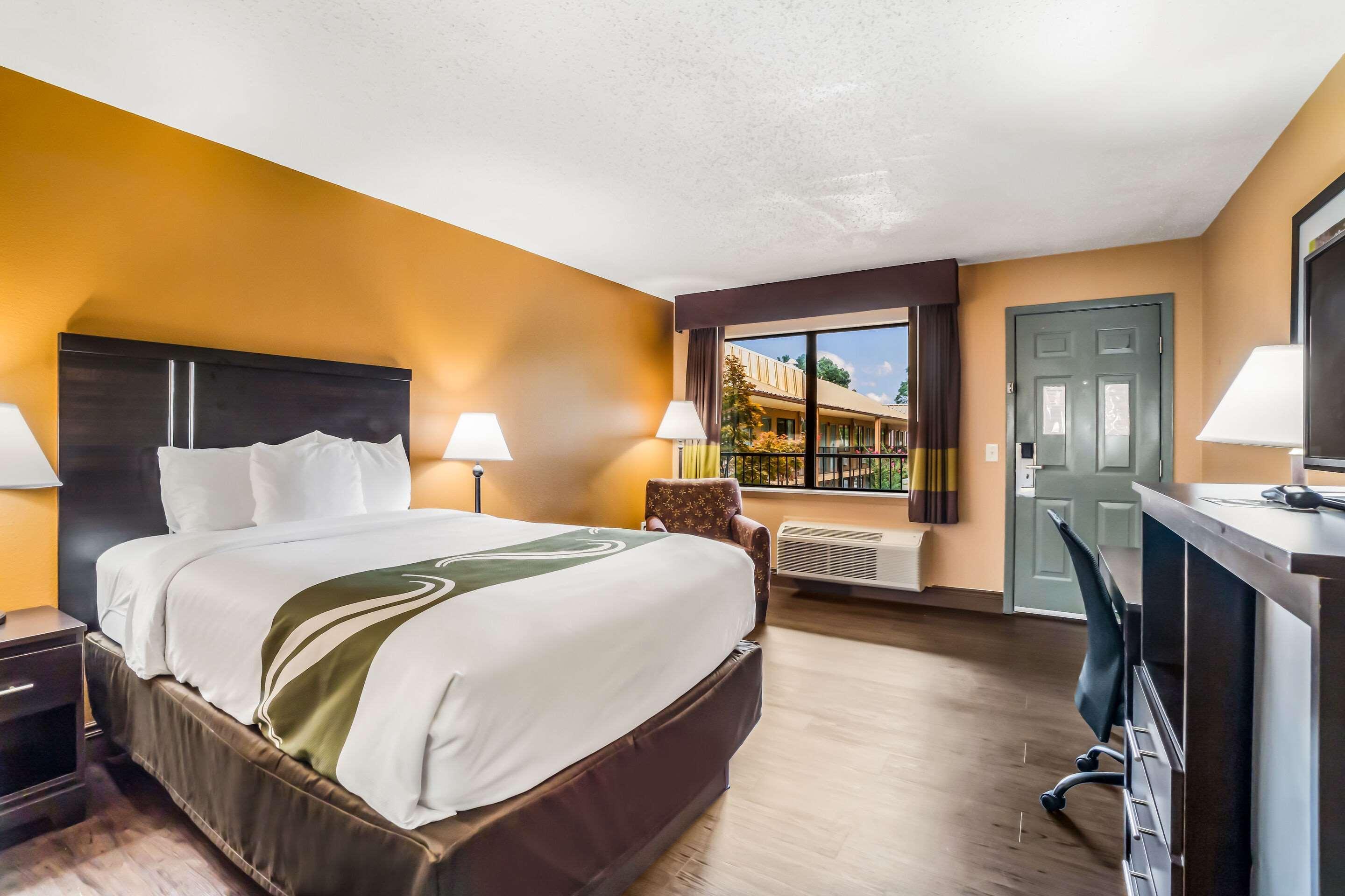 Quality Inn & Suites Corinth West Exterior foto