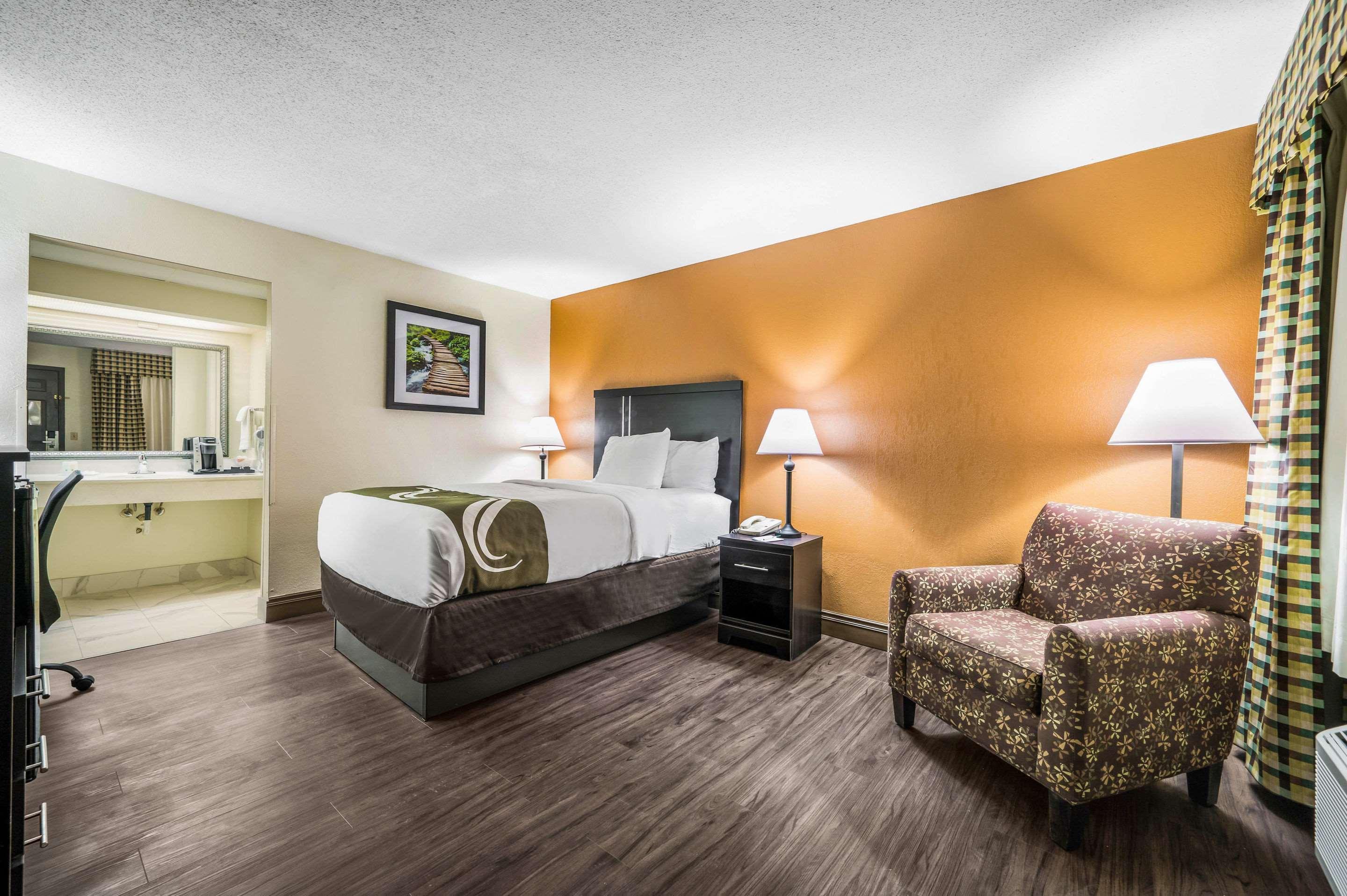 Quality Inn & Suites Corinth West Exterior foto
